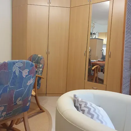 Apartamento Lovely Souterrain *