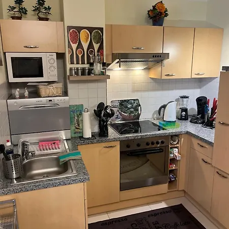 Lovely Souterrain Apartment Solingen