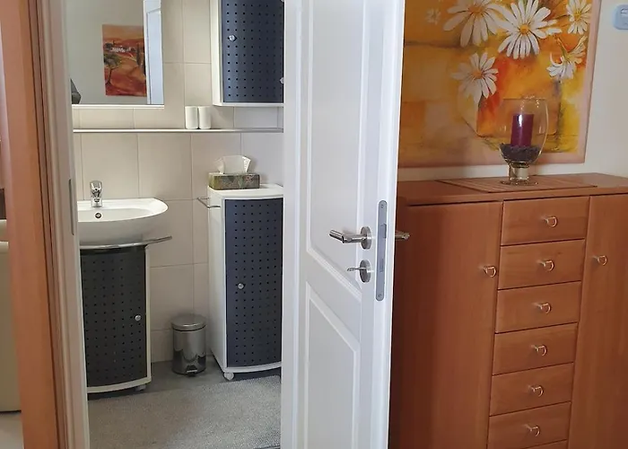 Lovely Souterrain Apartamento